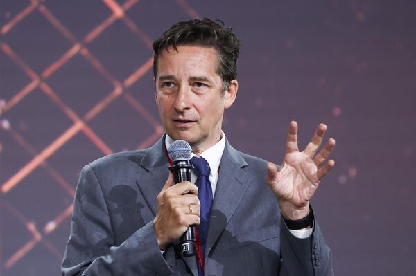 Дэвид Хендерсон-Стюарт