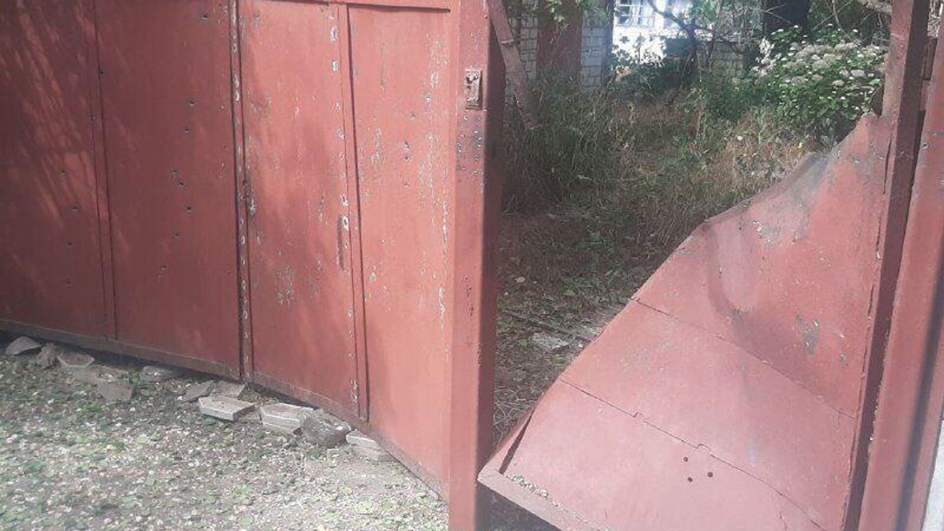 Террористы из ВСУ продолжают атаковать мирное население в Херсонской области Террористы из ВСУ продолжают атаковать мирное население в Херсонской области - РИА Новости, 1920, 24.06.2025