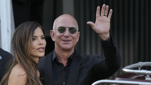 Манифест новой американской олигархии. Киселев о гиперсвадьбе миллиардера Безоса в Венеции