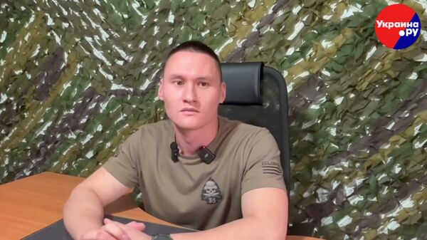Командир одного из подразделений, воюющих в Донбассе, с позывным Север рассказал о родительском тепле командира, о порядочности на фронте и о том, как спас жизнь своему бойцу