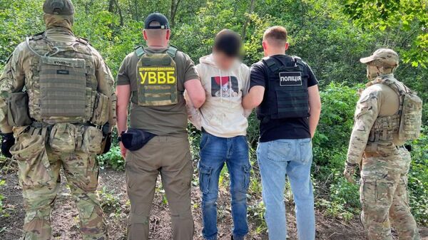В Одесской области 20-летний пограничник за 2000 долларов показывал мужчинам тропу в Приднестровье
