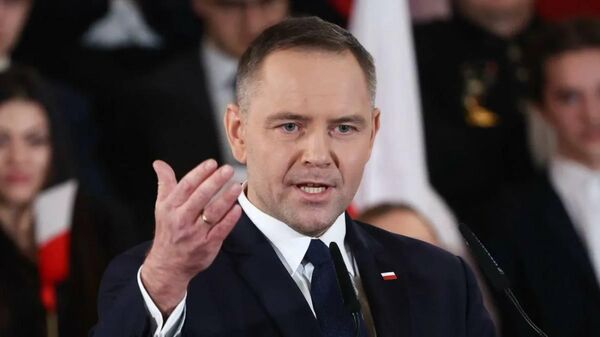 Избранный президент Польши потребовал от Украины решить проблему эксгумации тел жертв Волынской резни