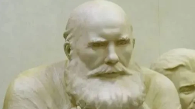 Мощи с молотка. Как украинские неонацисты с британскими учеными из Ильи Муромца финна делают