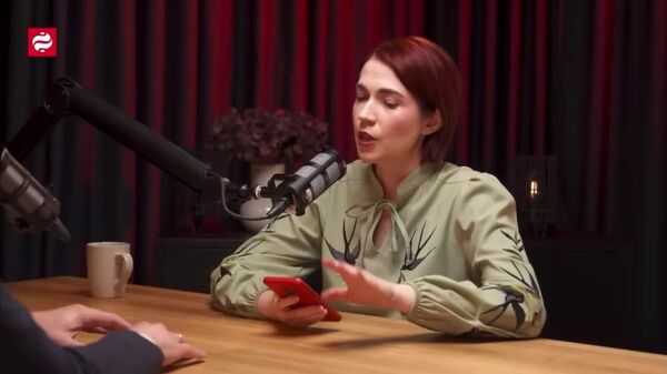 Новый глава Института нацпамяти Украины Александр Алферов выразил недовольство, что украинские беженцы в Европе говорят на русском языке и не ходят на проукраинские акции Новый глава Института нацпамяти Украины Александр Алферов выразил недовольство, что украинские беженцы в Европе говорят на русском языке и не ходят на проукраинские акции