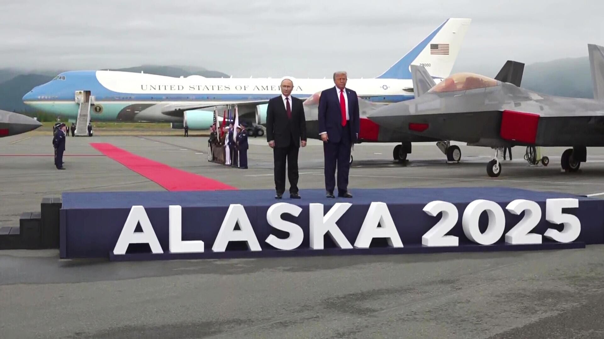 Встреча президентов России и США на Аляске - РИА Новости, 1920, 16.08.2025