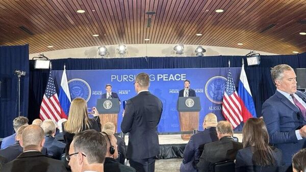 Пресс-конференция лидеров России и США, Владимира Путина и Дональда Трампа скоро начнётся