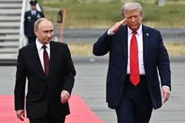 Путин и Трамп на красной дорожке Результативная ничья. Трамп наступал до встречи, но Путин не отступил во время нее