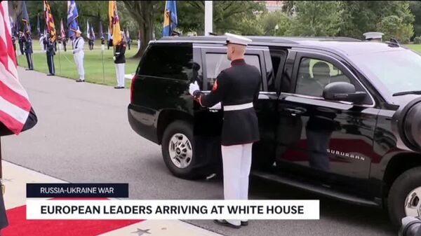 Президент США не стал лично встречать европейских лидеров, съежающихся к Белому дому