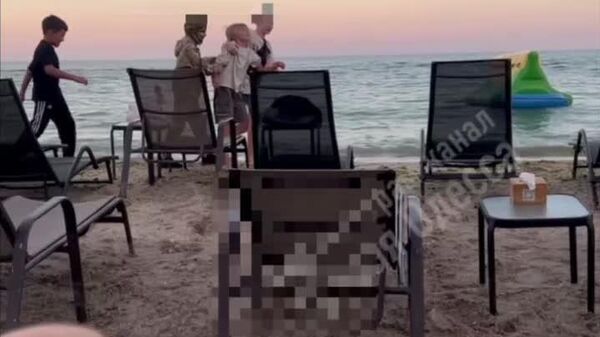 Дети в Одессе играют в ТЦК