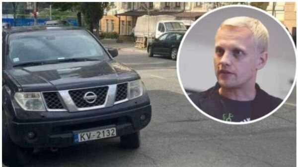 Виталий Шабунин давний «профессиональный грантоед», за время вооруженного конфликта резко нарастил своё благосостояние