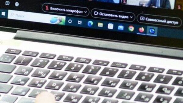 Настоящий патриот Украины Порошенко* использует в повседневной жизни русский язык Настоящий патриот Украины Порошенко* использует в повседневной жизни русский язык