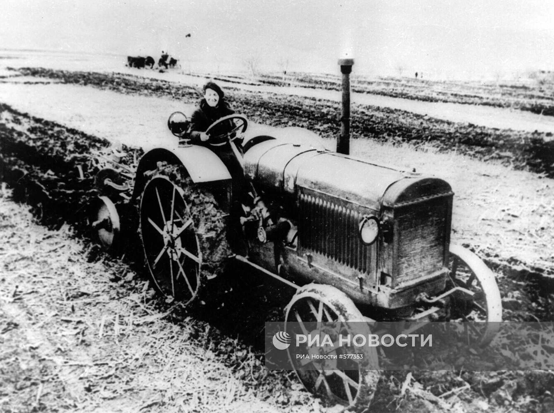 Паша Ангелина, 1937 год Паша Ангелина, 1937 год - РИА Новости, 1920, 27.08.2025