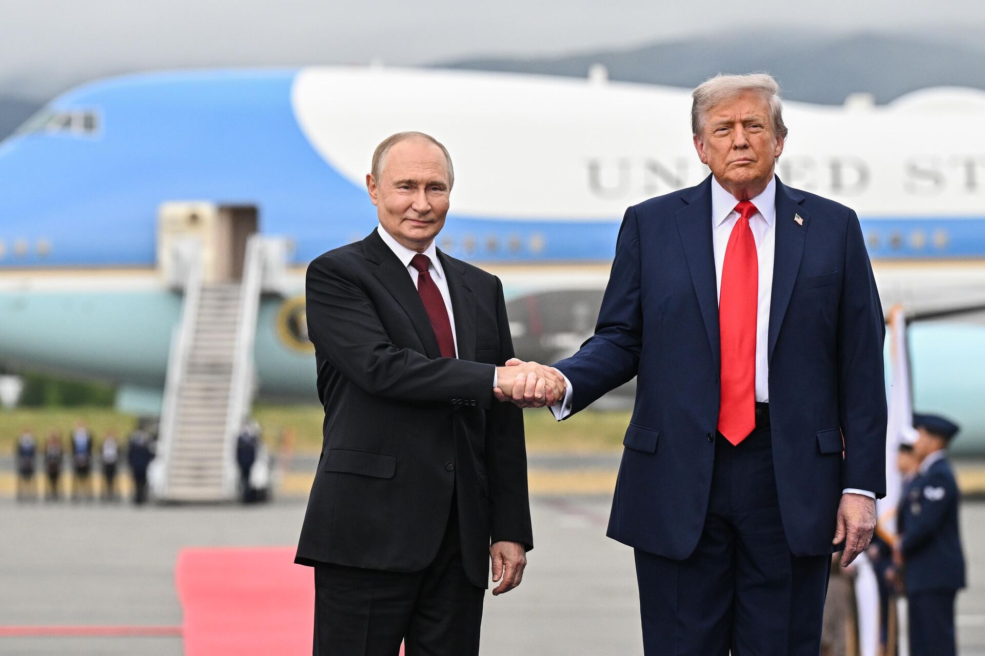 Встреча президентов России и США на Аляске - РИА Новости, 1920, 14.11.2025