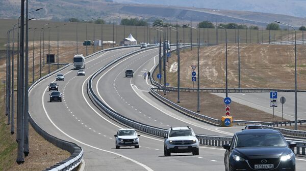 Запуск участка дороги Донское-Перевальное в Крыму