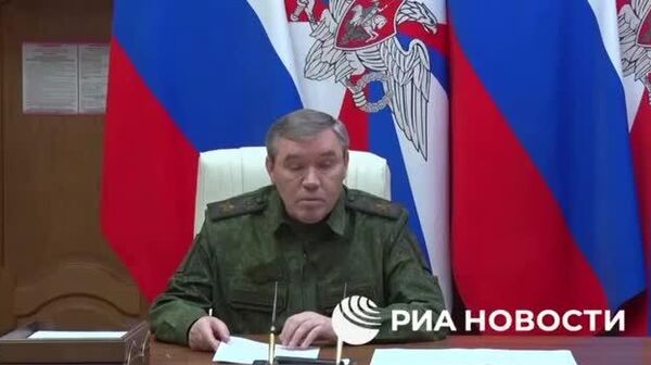 Полная запись доклада главы Генштаба ВС России Герасимова, где он подвел итоги весенне-летней кампании 2025 года и уточнил задачи группировкам войск на дальнейшую перспективу