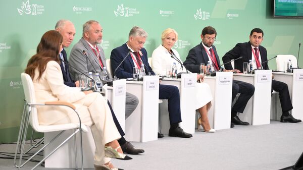 ВЭФ-2025. Новые регионы России и Дальний Восток: вектор стратегического партнерства и перспективные точки роста экономики