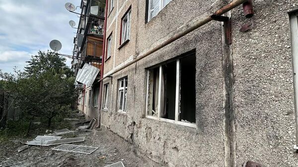 Сегодня днём врагом обстрелян город Рыльск Курской области, сообщил врио губернатора Александр Хинштейн: