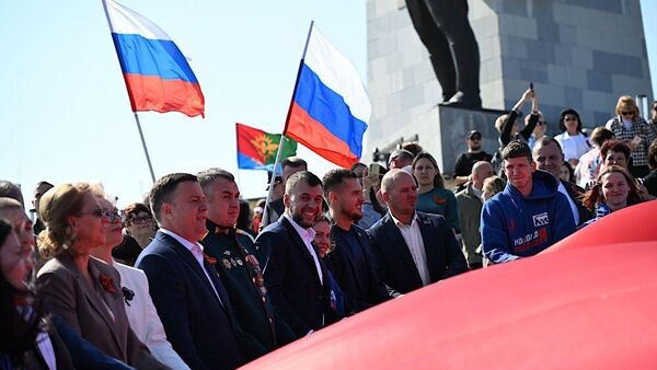 Празднование 82-й годовщины освобождения Донбасса на Саур-Могиле 8 сентября 2025 года Празднование 82-й годовщины освобождения Донбасса на Саур-Могиле 8 сентября 2025 года