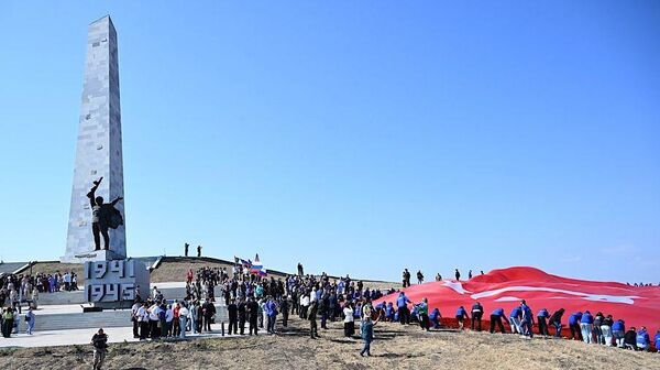 Празднование 82-й годовщины освобождения Донбасса на Саур-Могиле 8 сентября 2025 года Празднование 82-й годовщины освобождения Донбасса на Саур-Могиле 8 сентября 2025 года