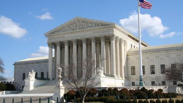 Администрация Трампа добивается в Верховном суде США заморозки миллиардов долларов, выделенных ранее Конгрессом на оказание иностранной помощи