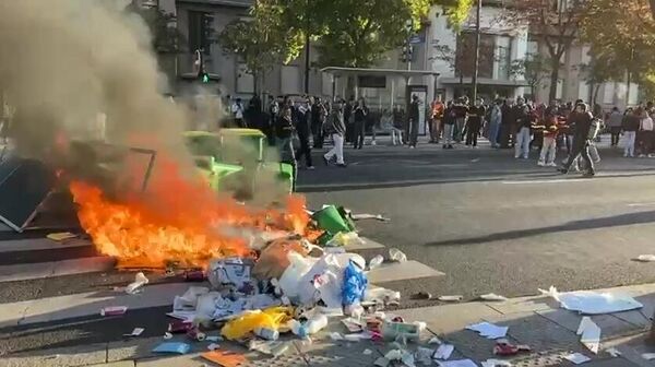 Протесты в Париже Протесты в Париже