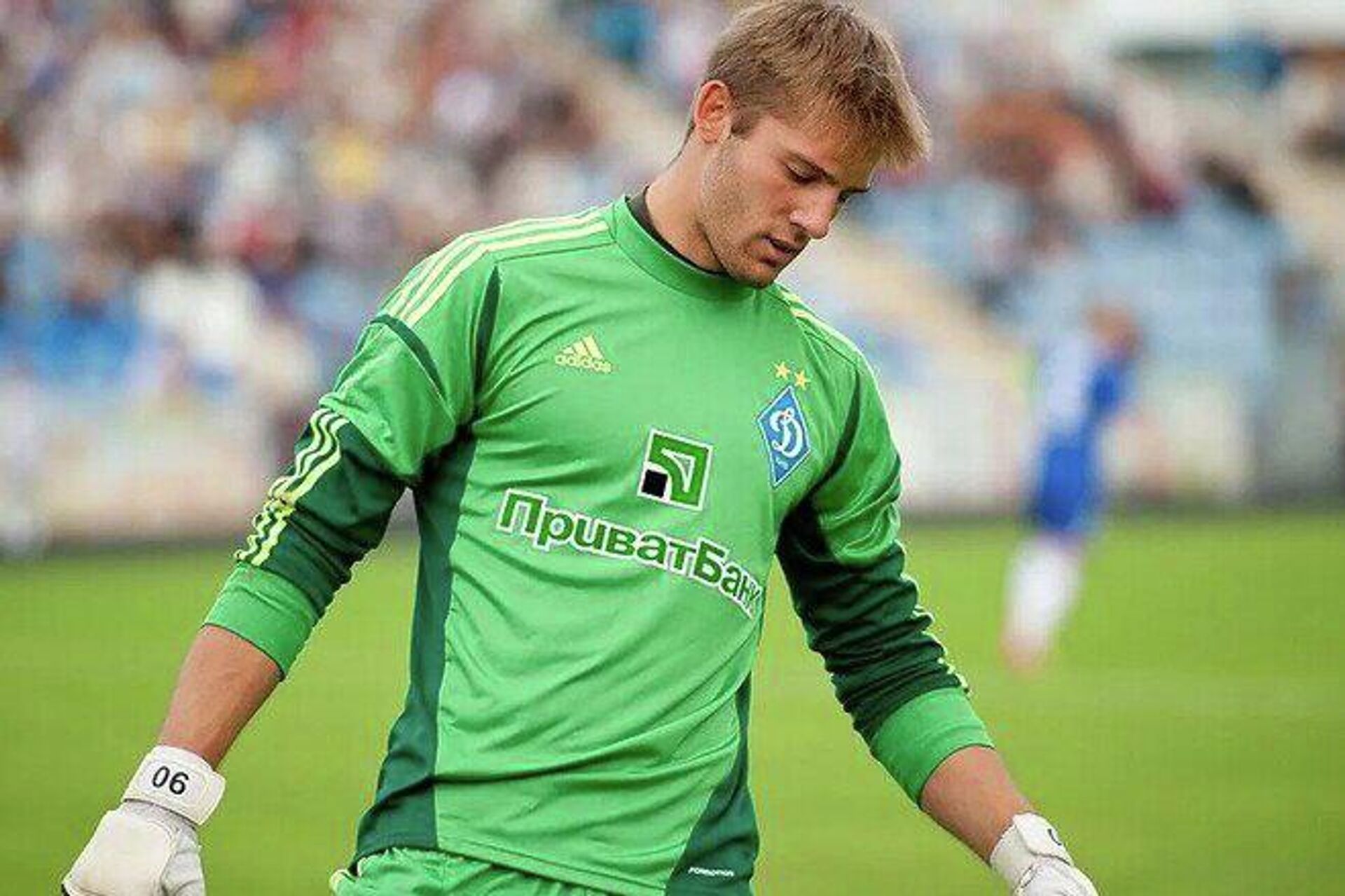 Экс-вратаря «Динамо», «Шахтёра» и «Черноморца» Артура Рудько задержали при попытке сбежать из концлагеря имени Зеленского - РИА Новости, 1920, 16.09.2025