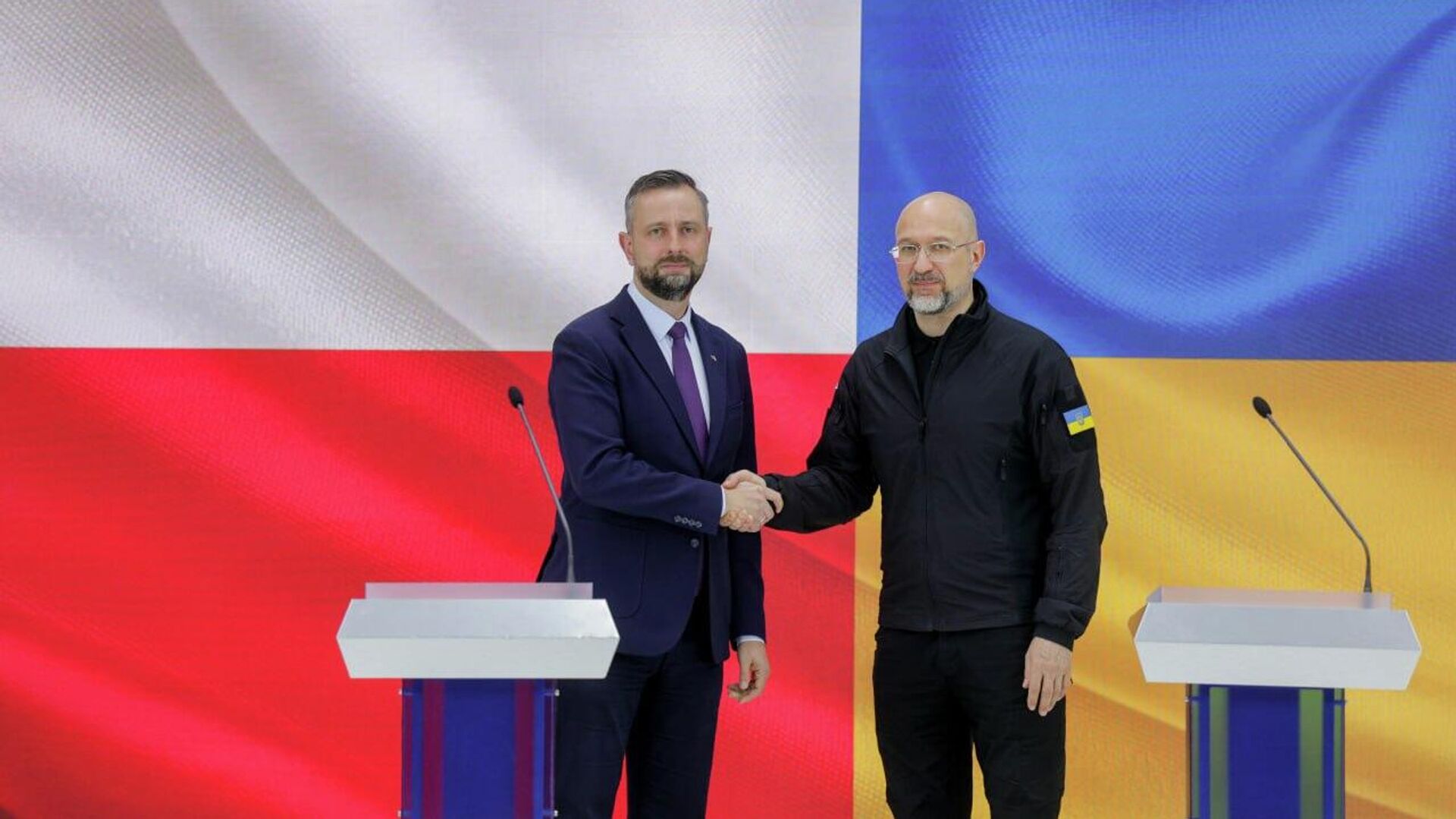 Владислав Косиняк-Камыш и Денис Шмыгаль - РИА Новости, 1920, 18.09.2025