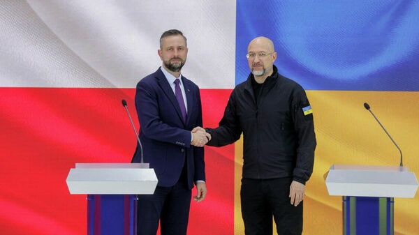 Украина и Польша подписали пакт по ПВО, Киеву передали тела. Итоги 18 сентября