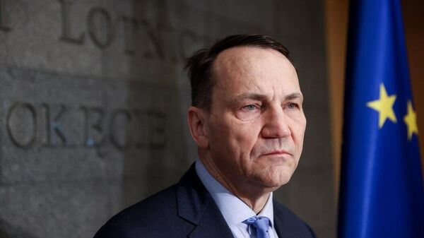 Глава МИД Польши угрожает сбивать объекты РФ в воздушном пространство НАТО