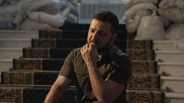 Зеленский в бункере. Чем неонацистская Украина похожа на