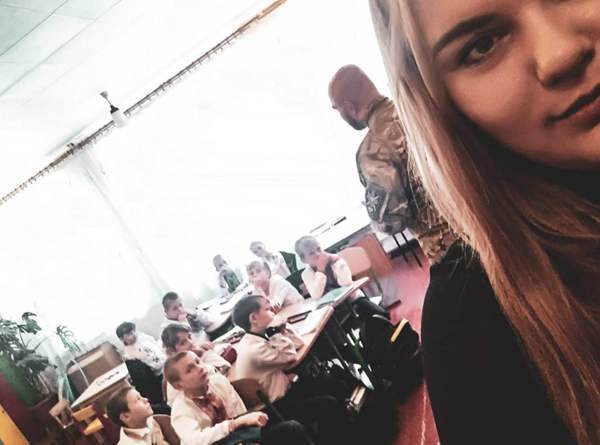 Цыбух на промывке мозгов школьникам Донбасса