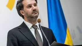 Мастер-класс криворожской школы дипломатии провёл спикер МИД Украины Георгий Тихий Мастер-класс криворожской школы дипломатии провёл спикер МИД Украины Георгий Тихий