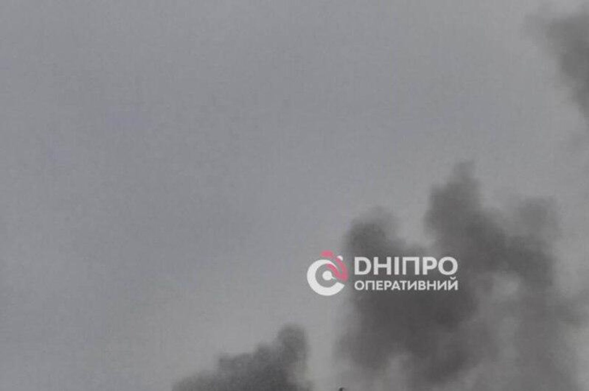 Массированный налёт БпЛА в эти минуты происходит в Харькове и Днепропетровске, местные власти и СМИ сообщают о работе ПВО и множественных взрывах - РИА Новости, 1920, 30.09.2025