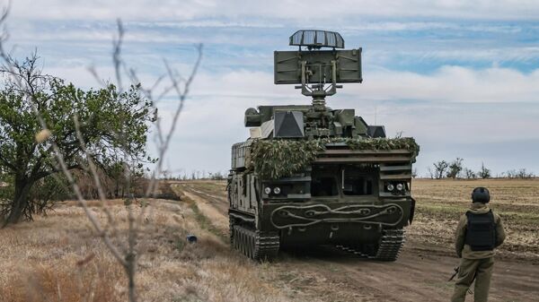 Боевое дежурство экипажа ЗРК Тор-М2 в зоне СВО