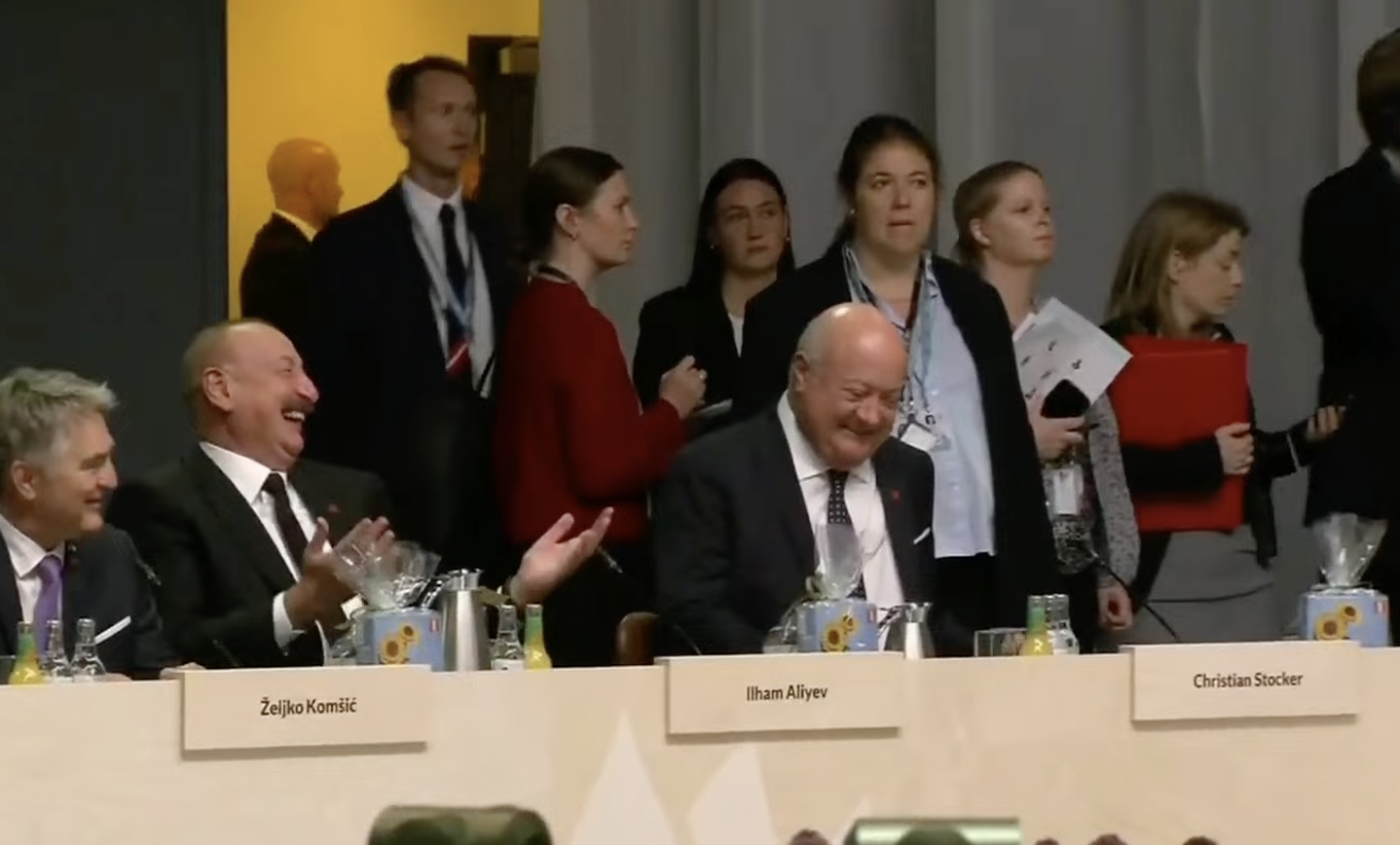 Канцлер Австрии рассмешил Ильхама Алиева - РИА Новости, 1920, 02.10.2025