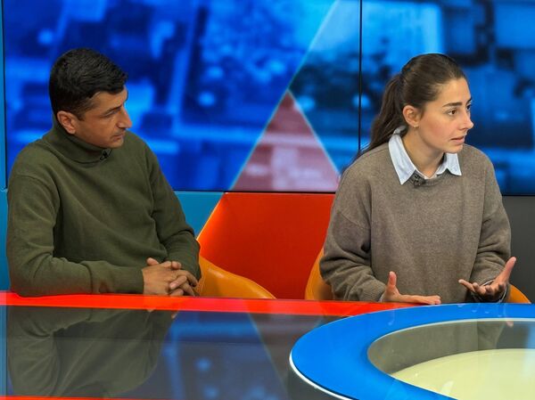 Умут и Сена в студии Украина.ру