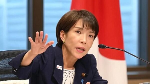 Санаэ Такаити Санаэ Такаити