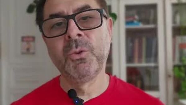 Чемодан, вокзал, Россия — на Украине вспомнили старую кричалку