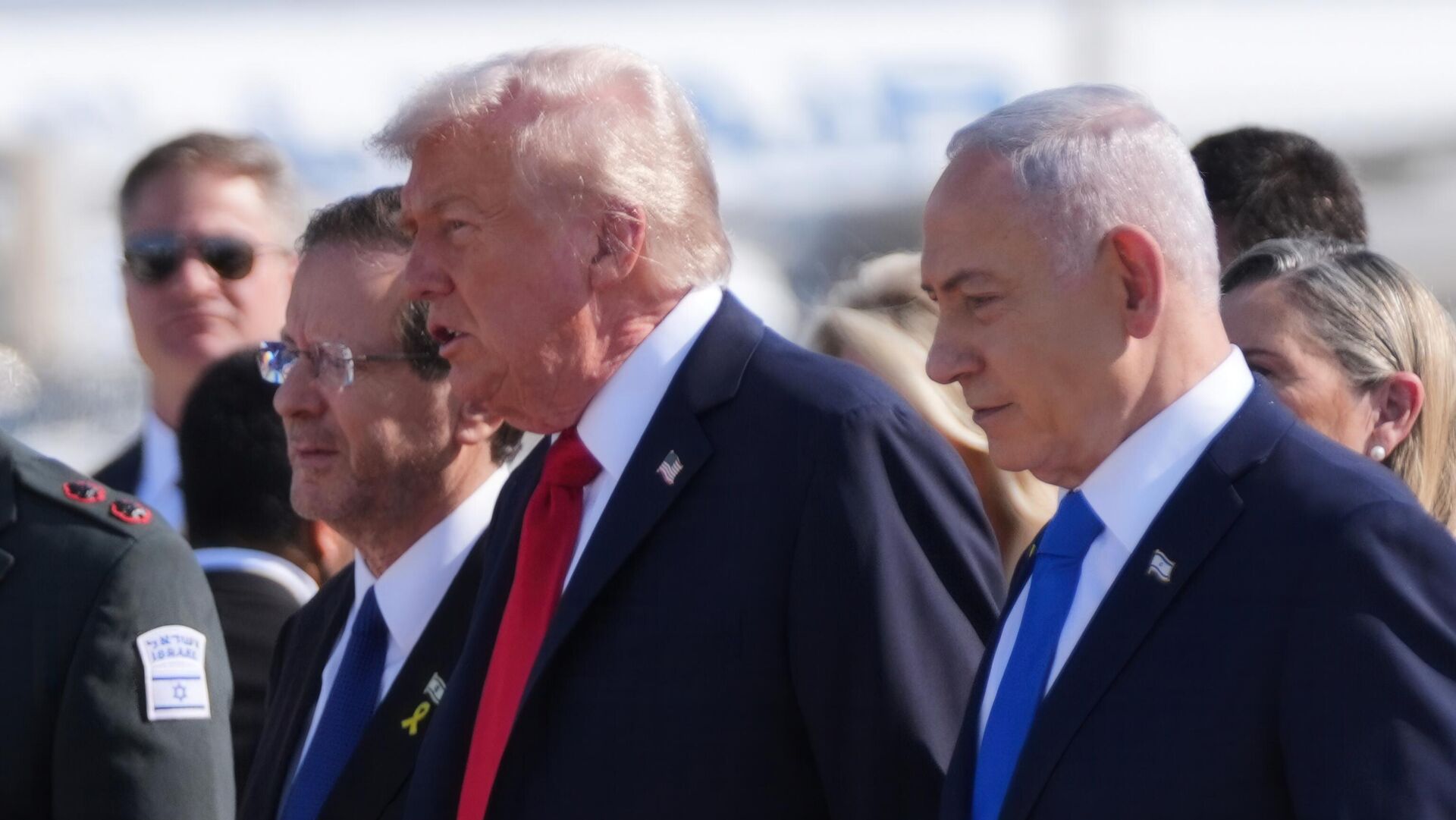   - РИА Новости, 1920, 13.10.2025