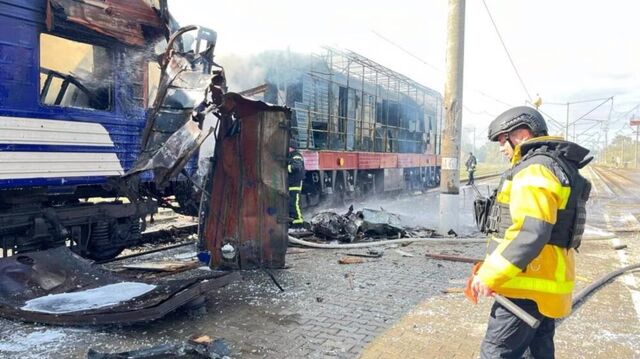 © Фото : Нацполиция Украины На кризис фронта Украины теперь накладывается и кризис разрушающегося тыла
