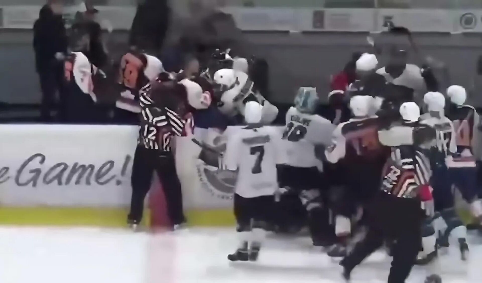   - РИА Новости, 1920, 17.10.2025