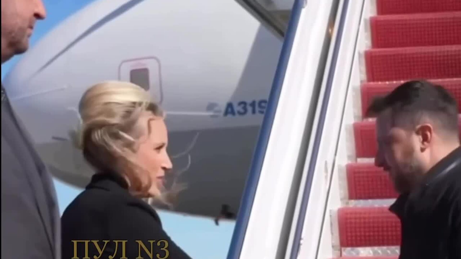 Вот и закончилась рабочая неделя - РИА Новости, 1920, 18.10.2025