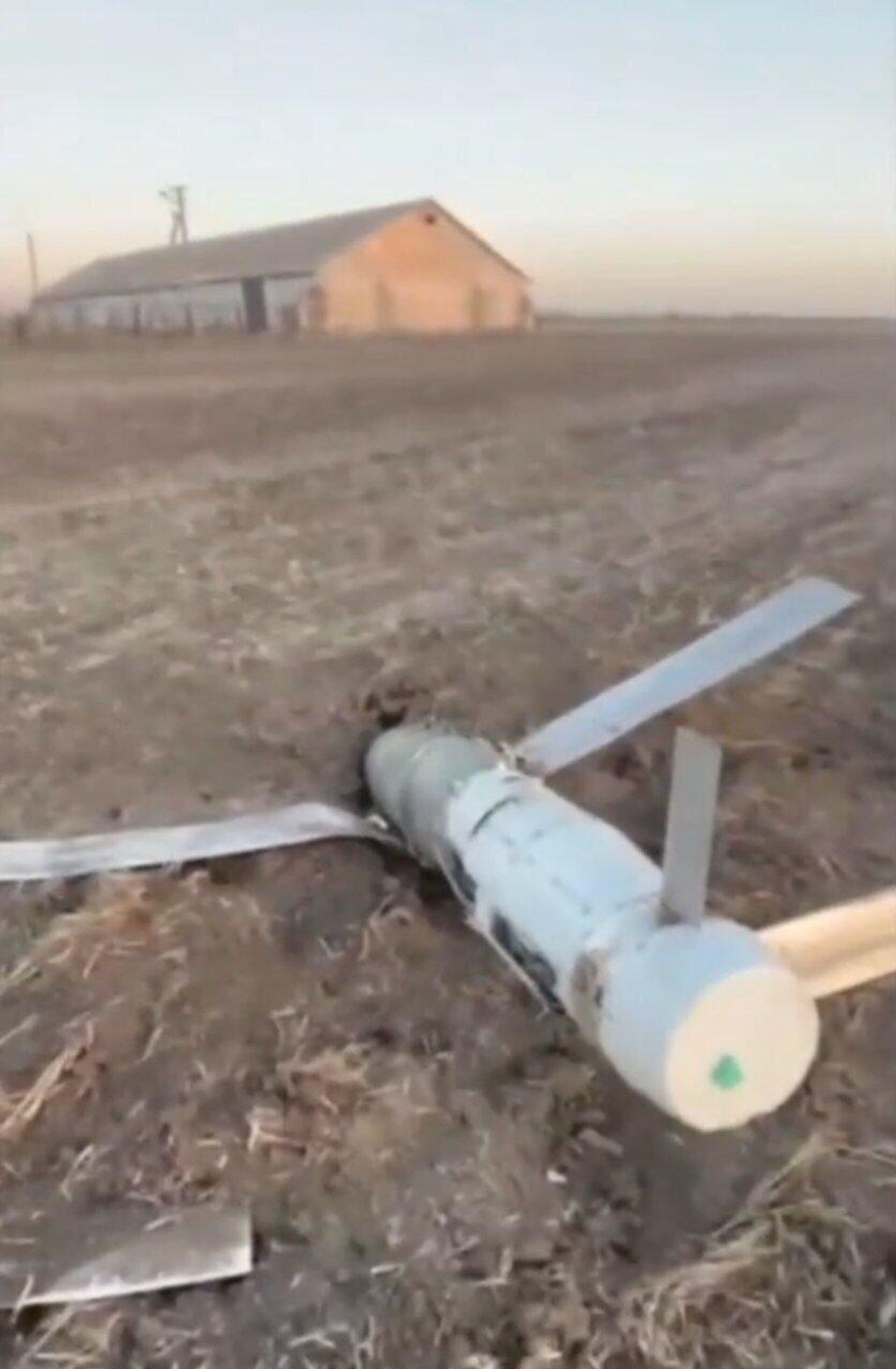 Появляются первые фото нового КАБа российской армии с дальностью полета до 200 км - РИА Новости, 1920, 20.10.2025