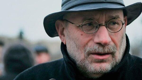 Писателю Борису Акунину* заочно предъявили обвинение в уклонении от исполнения обязанностей иноагента