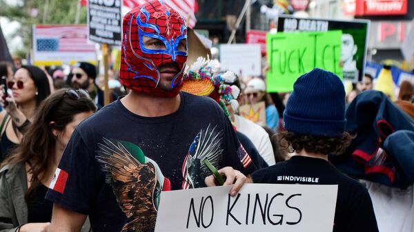 Антиправительственная акция Нет королям в Америке 
