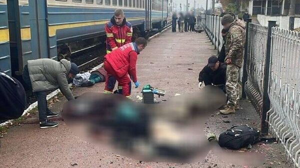 По предварительным данным, взрыв в поезде совершил житель 23-летний харьковчанин