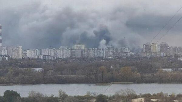 По предварительным данным, минувшей ночью в Киеве были нанесены удары по заводу БпЛА Самсунг, Киевскому радиозаводу и Бронетанковому заводу