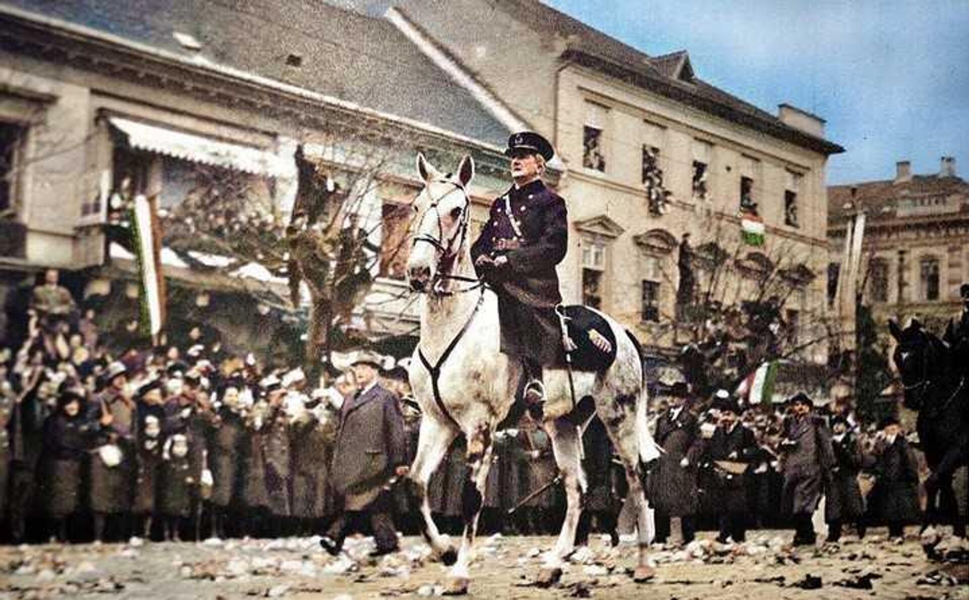 Адмирал Хорти на белом коне в 1919 году - РИА Новости, 1920, 26.10.2025