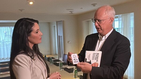 Спецпредставитель президента РФ К. Дмитриев встретился с конгрессвумен США А. П. Луной