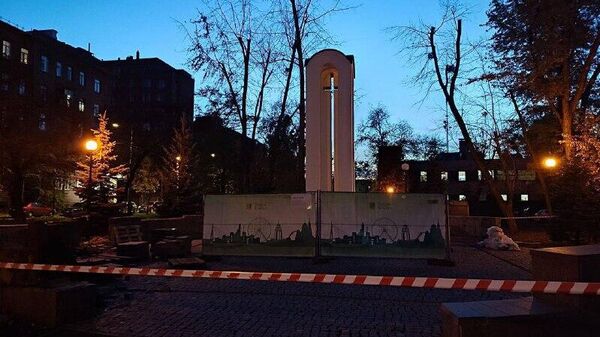 #украина_под_микроскопом: кастрюли в Харькове ликуют из-за сноса Памятника воинам-интернационалистам, погибшим в Афганистане